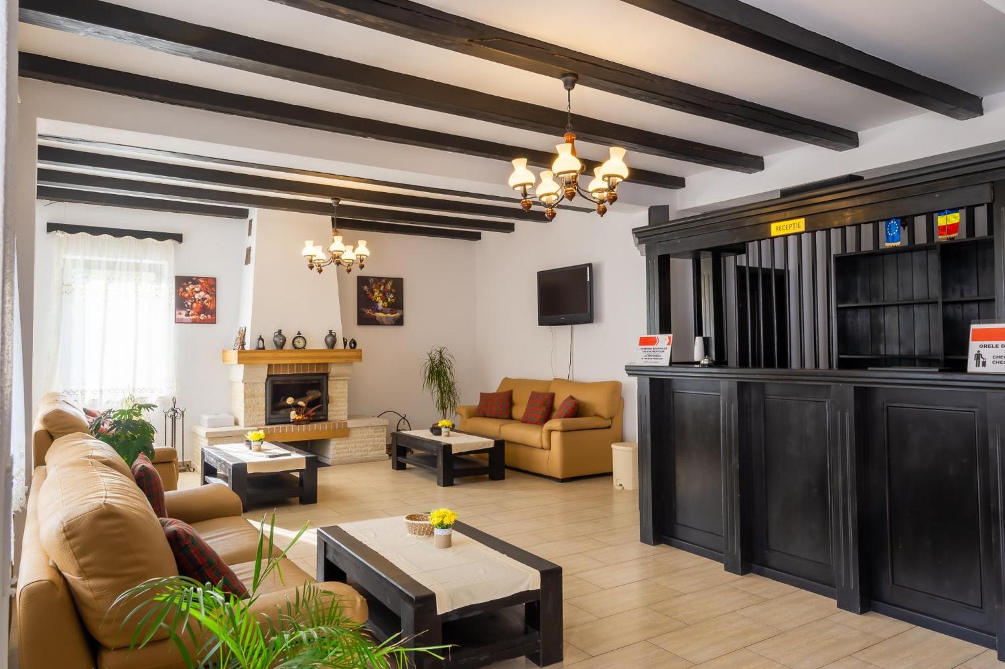 Poiana Soarelui Bed and Breakfast Moeciu De Sus Buitenkant foto